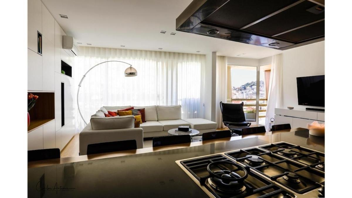 Superb Modern And Unique Liberdade Appartement